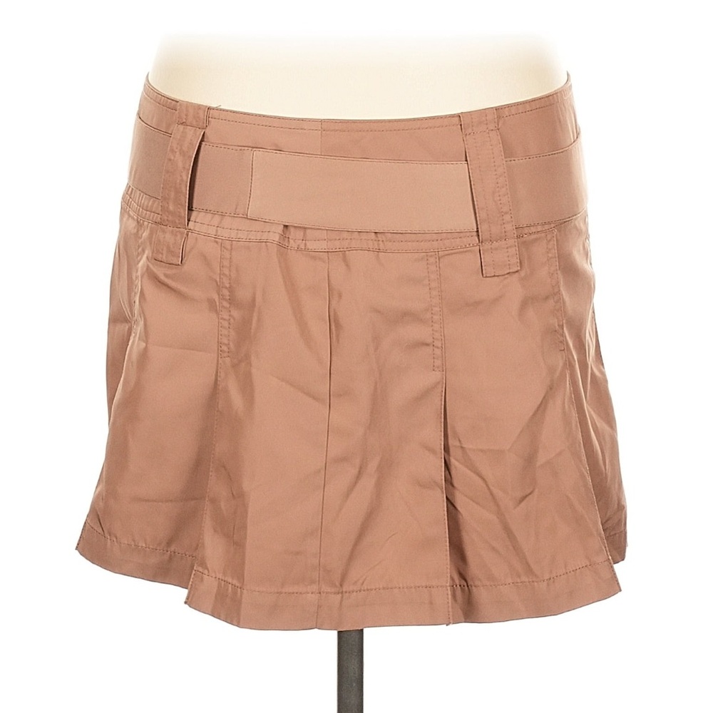 5/$15 MUST BUNDLE H:ours x Revolve Ariella Mini Skirt in Khaki Brown - Picture 6 of 8